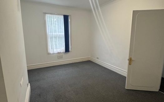 FIRST FLOOR MAISONETTE